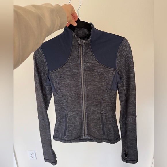 Lululemon jacket - Picture 2 of 6